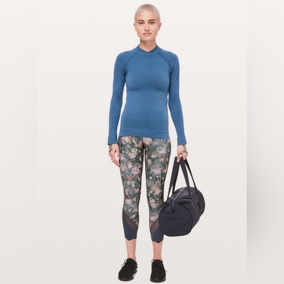 Lululemon Wunder Under Crop II Special Edition Scallop 24" Frosted Rose Multi 10 - Picture 12 of 16